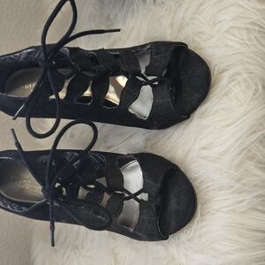 Black Lace-Up Heels with Lattice Design